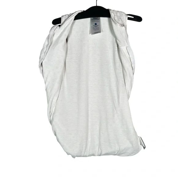 HALO SLEEPSACK Sleeveless Baby Wearable Blanket with Plush Soothing Dots - Picture 4 of 9